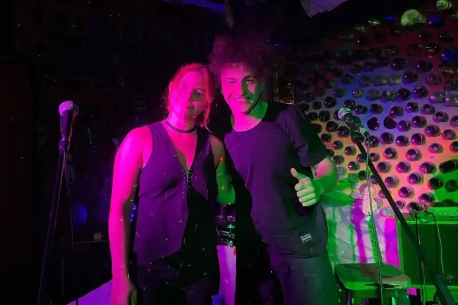 DÚO DE AMIGOS. Ari y Jotape tocarán en la Casa Belgraniana. INSTAGRAM @inmersivo.andar