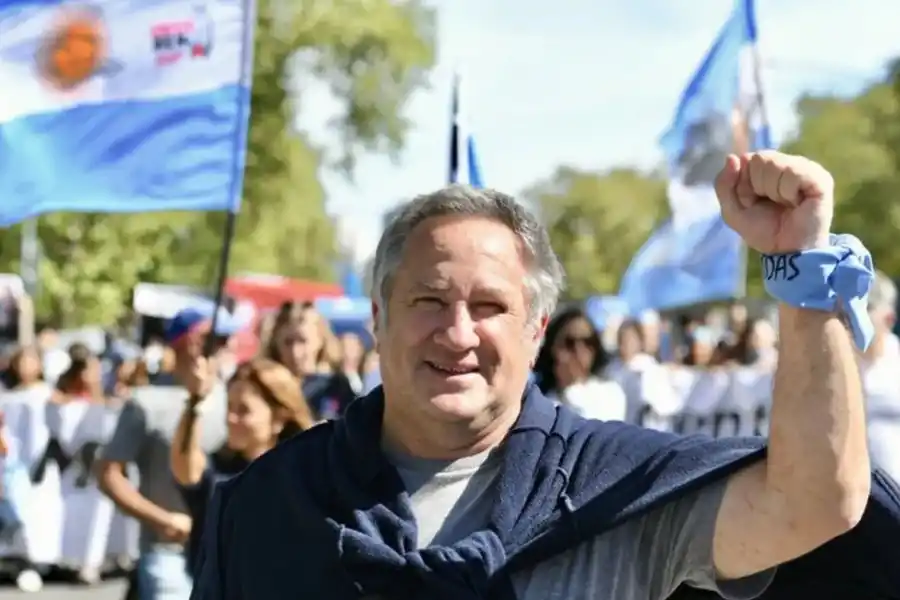 Escándalo por los alimentos: De la Torre se defendió y apuntó contra los “kirchneristas infiltrados” en Capital Humano