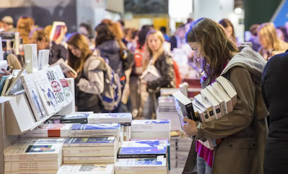 La Feria de Libro en Buenos Aires convoca a miles de visitantes año a año.