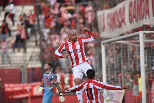 La fiesta fue casi perfecta para San Martín de Tucumán frente a Alvarado: récord, tres puntos y a seguir sumando