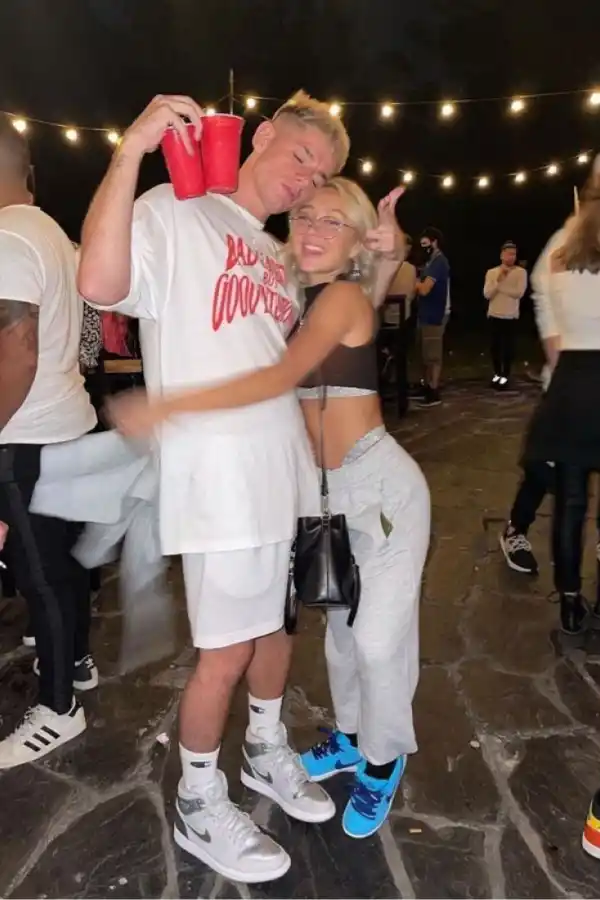 “Tuli” Acosta se quebró en vivo al contar la violencia a la que la sometió el streamer tucumano Oky