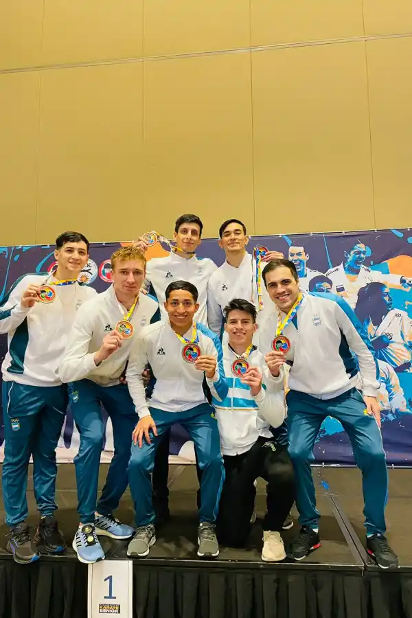 Navarro bancó un combate con el tabique nasal fracturado