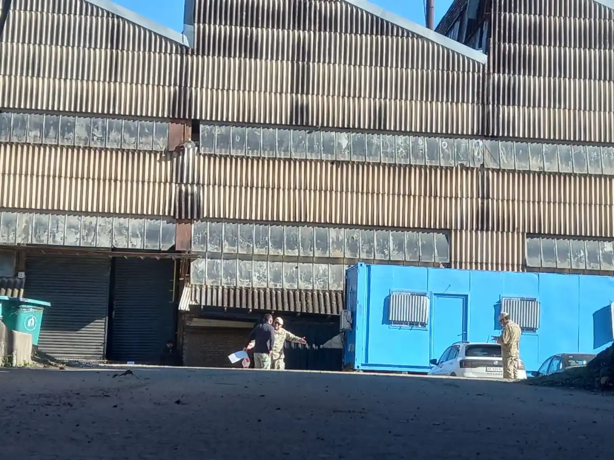 El Ejército, en el galpón de Tafí Viejo. LA GACETA / ANALÍA JARAMILLO