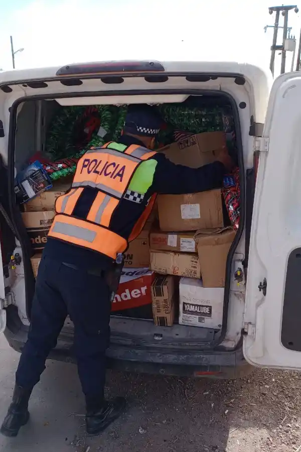 COLMADA. Una de las camionetas.