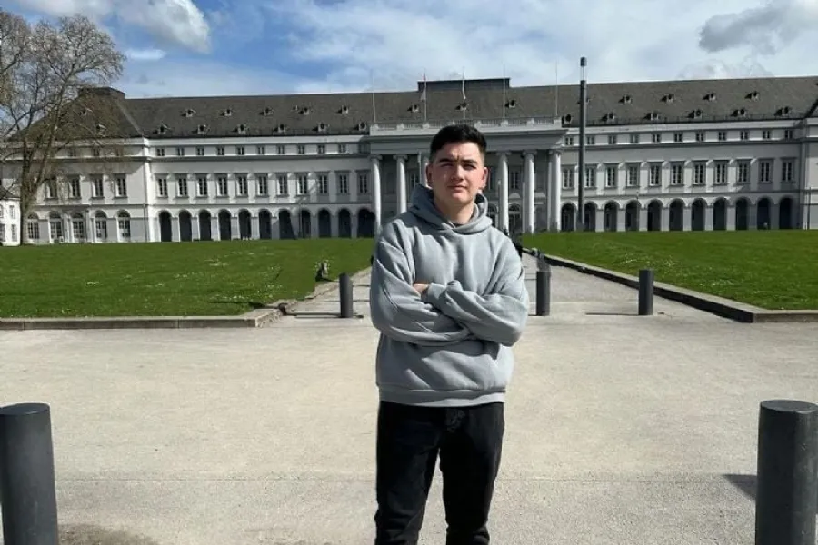 Jonhy Zarate es oriundo de la provincia de Córdoba y viajó a Colonia, Alemania.