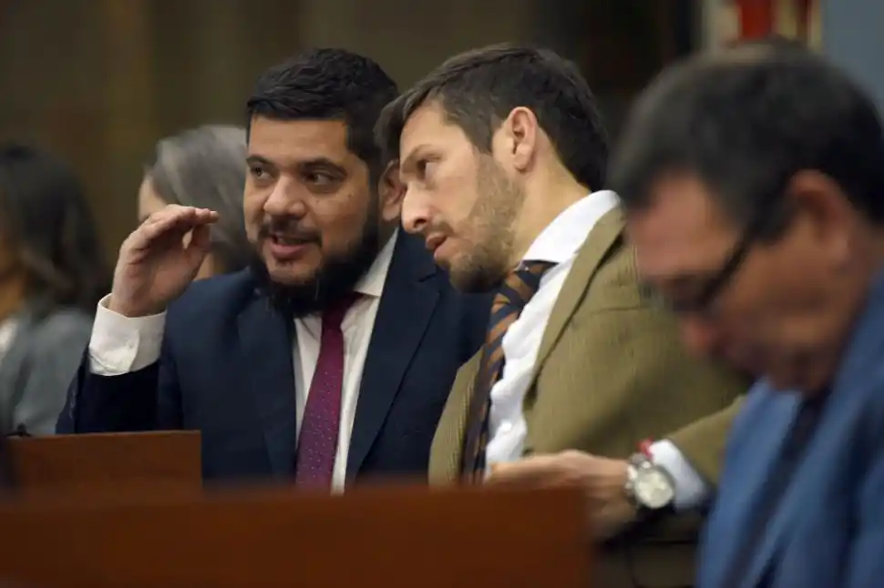 ACUSADORES. Los fiscales Pablo Camuña y José Agustín Chit y el querellante Rodolfo Burgos.