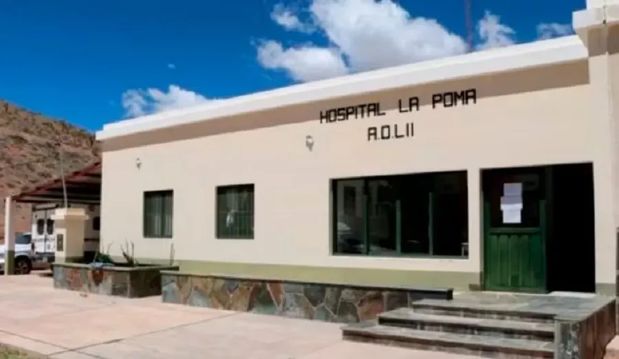 Un alumno de 11 años murió y otros dos fueron internados tras caer en un pozo ciego de una escuela de Salta