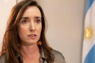 Villarruel criticó a Kicillof por eliminar la repitencia: “¿Qué podemos esperar de un burro?”