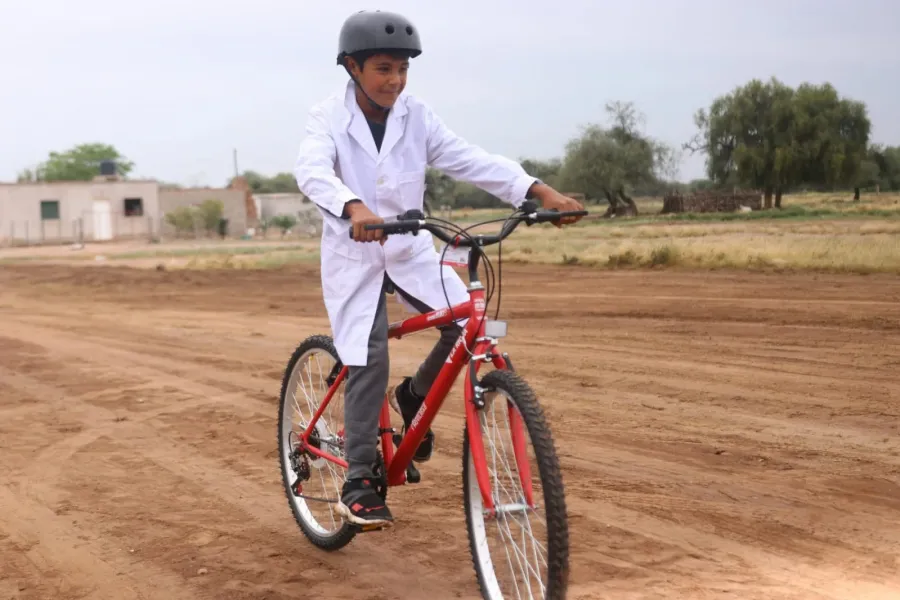 APORTÁ A LA CAUSA. Minkai lanzó una campaña solidaria de donación de bicicletas. La iniciativa está dirigida a estudiantes de comunidades rurales. Imagen ilustrativa: Medios La Rioja