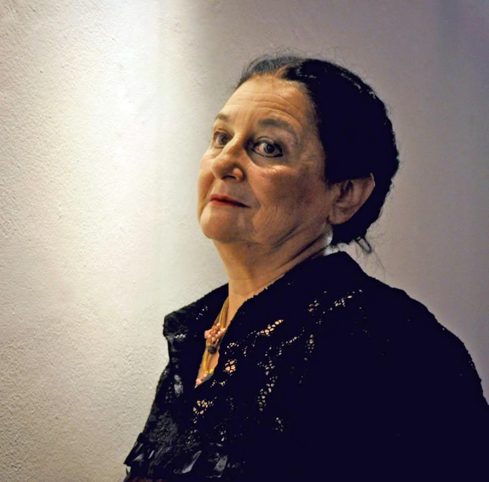 LA PROTAGONISTA. Cristina Fiz Lobo aborda su vida en “Humo... tiempo”.