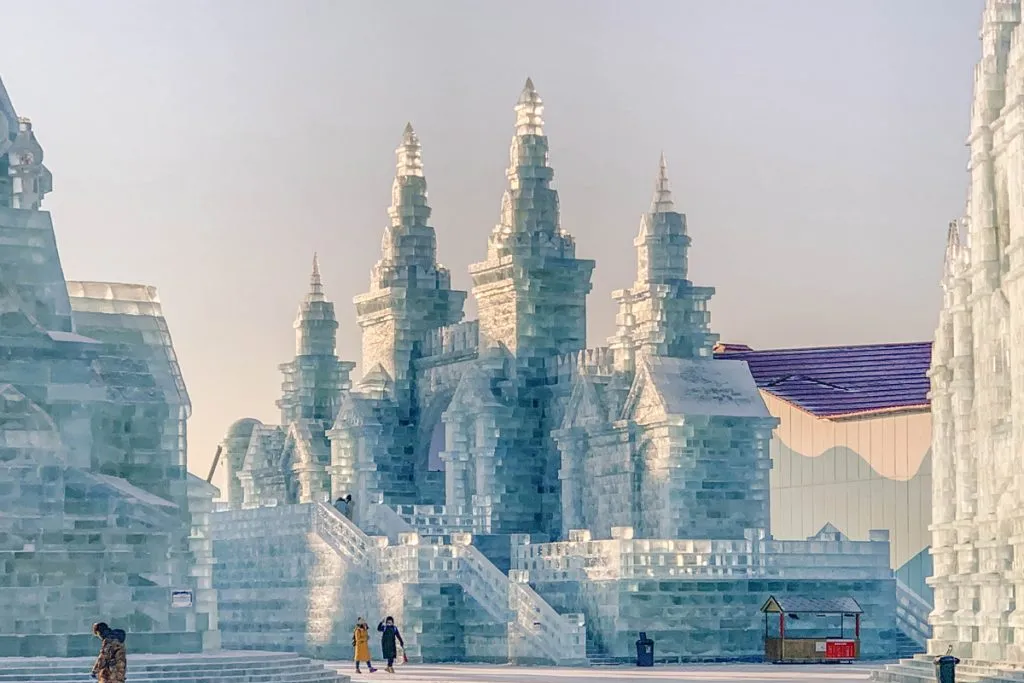 Castillos construidos completamente de hielo.