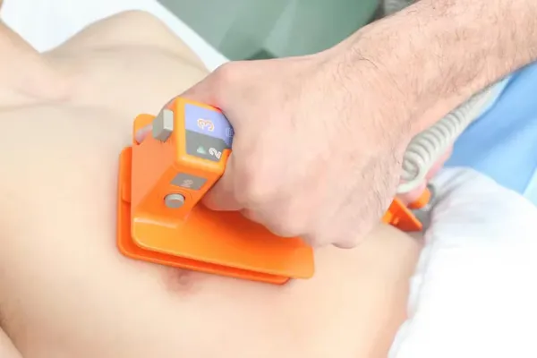 La Anmat prohibió el uso y venta de un elemento médico clave: de cuál se trata