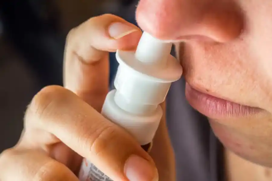 El lavado nasal es recomendado por los especialistas.