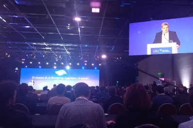 Caputo adelantó que negociará un nuevo programa con el FMI para que llegue nueva plata”