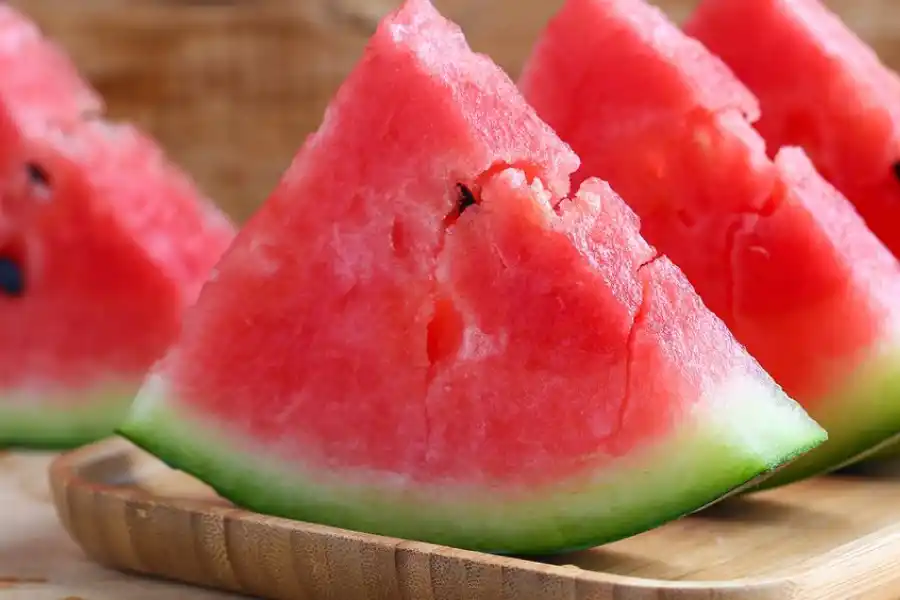 La sandía contiene antioxidantes que refuerzan la memoria.