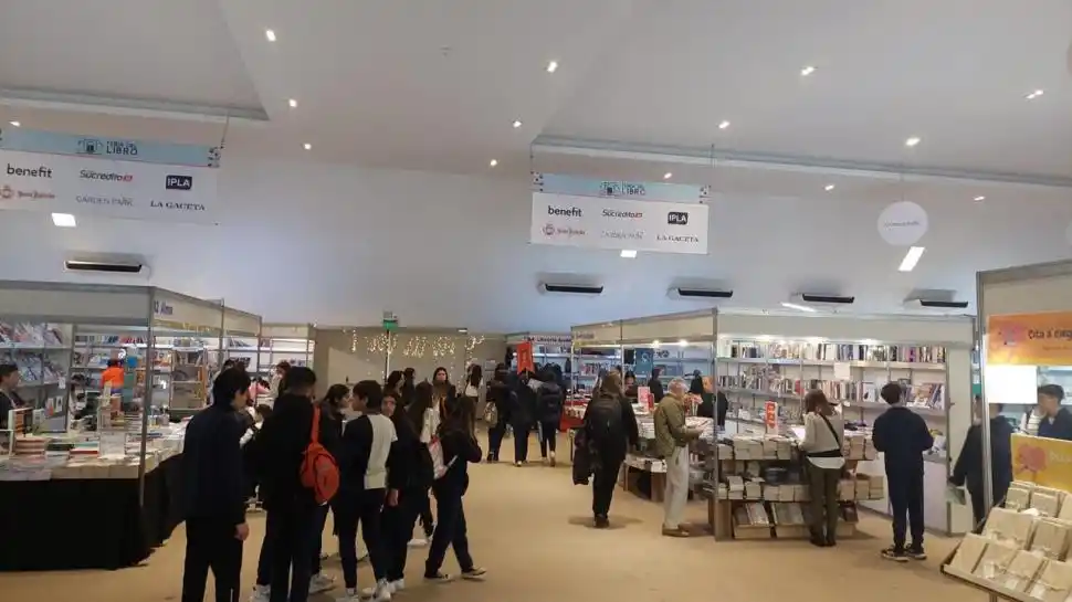 En la feria los libros les ganaron a las pantallas