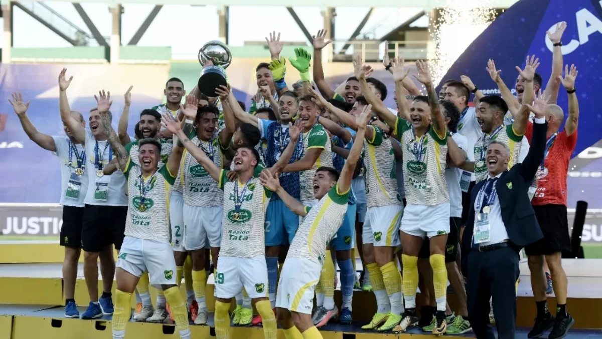 MÁXIMO LOGRO. En 2020, Defensa y Justicia se consagró campeón de la Copa Sudamericana.