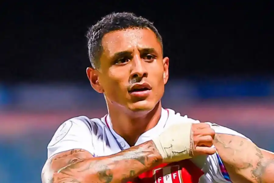 BAJA. Yotún se quedó afuera en la selección de Perú.
