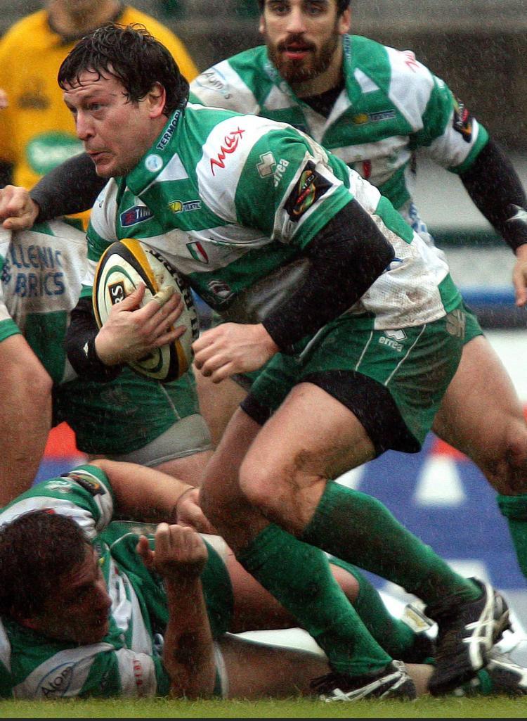 Hace más de 20 años, un tucumano se fue a Europa a jugar al rugby; hizo historia en Benetton y ahora dirige en Italia