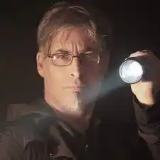 Feria del Libro: el éxito de un negocio comienza en el saludo