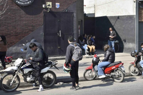 VIDEO. El escaneo de iris generó otro tipo de negocio en Tucumán