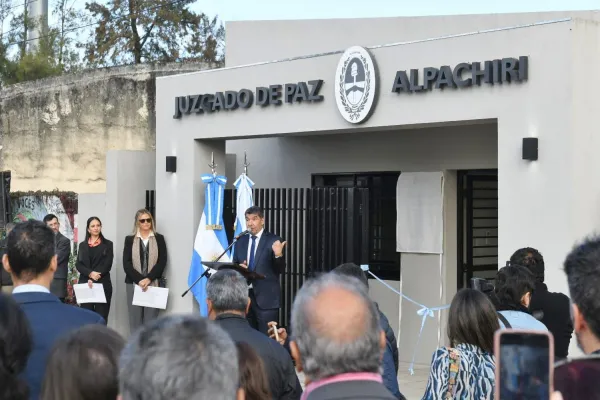 Miguel Acevedo inauguró los Juzgados de Paz de Alpachiri y Los Sarmientos