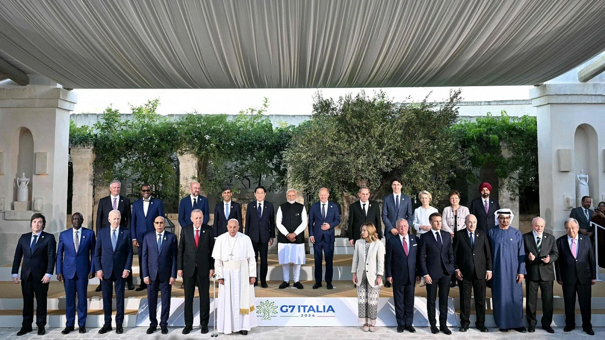 CUMBRE DEL G7. Milei, junto a los líderes del mundo, en Italia.