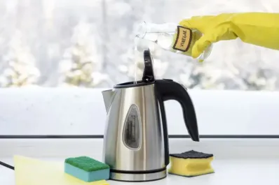 El truco definitivo para limpiar el sarro de la pava eléctrica y la dejarla nueva