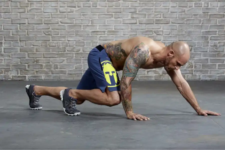 La rutina 30-20-10 para ganar masa muscular en menos de 10 minutos