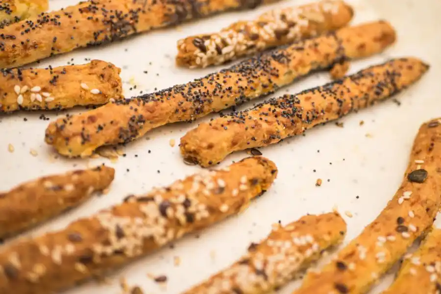 Podés agregarle a los bizcochitos las especias que quieras y hacerlos de la forma que desees