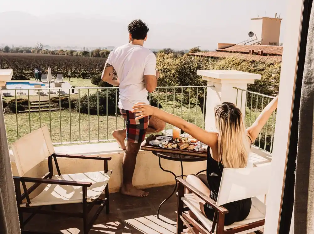 EN LA CIUDAD Y CON VISTA AL PARQUE. Garden Park, la mejor opción para hospedarte en Tucumán.