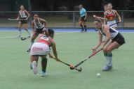 Uni y Los Tarcos marcan el rumbo entre las damas en el Anual