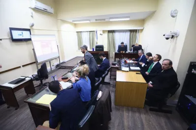 Juicio contra José Alperovich: qué pidieron en sus alegatos el fiscal, la querella y la defensa