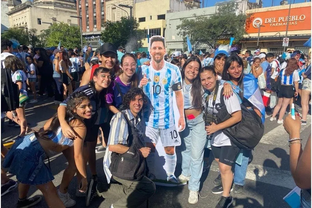ÉPOCA DORADA. Por primera vez, los centennials argentinos disfrutan de años de gloria con la Selección Argentina. La Copa América 2024 es el próximo objetivo.