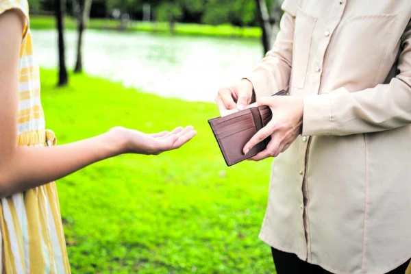 Cada vez se endeudan más los jóvenes de 16 a 29 años