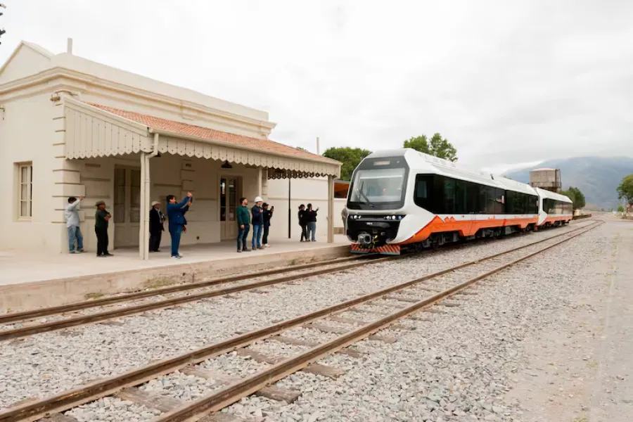 El tren promete ser una innovadora atracción turística en Argentina y Latinoamérica.