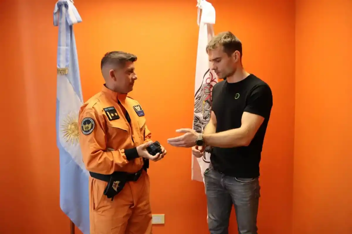 Expulsaron del país al youtuber polaco que había escalado un edificio en Puerto Madero