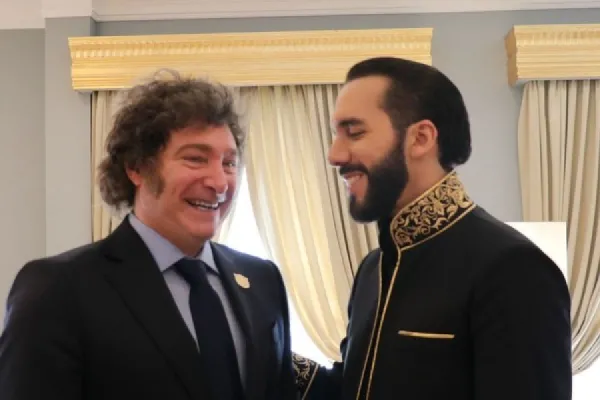 Nayib Bukele ya llegó a la Argentina y se reunirá con Javier Milei