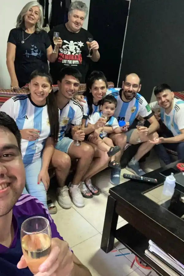 CÁBALA. La familia Hoyos observó los siete partidos de la selección en la misma sede y los mismos invitados.