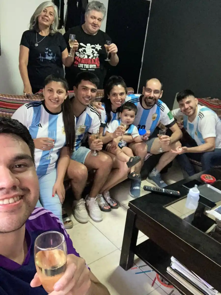 CÁBALA. La familia Hoyos observó los siete partidos de la selección en la misma sede y los mismos invitados.