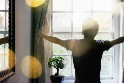 Levantarse temprano o dormir hasta tarde: ¿qué es mejor para la salud?