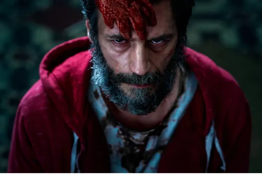 SANGRIENTA. La película de 2023 llegó a Netflix este año y causó revuelo. / NETFLIX.