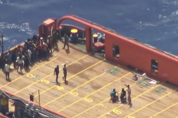 Naufragio en el Mediterráneo: recuperan decenas cuerpos de migrantes frente a las costas de Italia