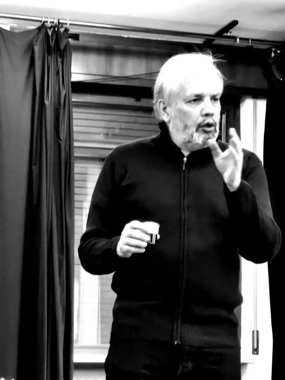 TRAYECTORIA. Carlos Alsina dirige su centésimo estreno y su texto 65.