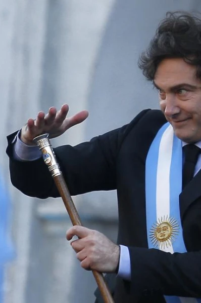 El equipo de Milei”: ¿quién es Messi, quién es “Dibu” y quién es