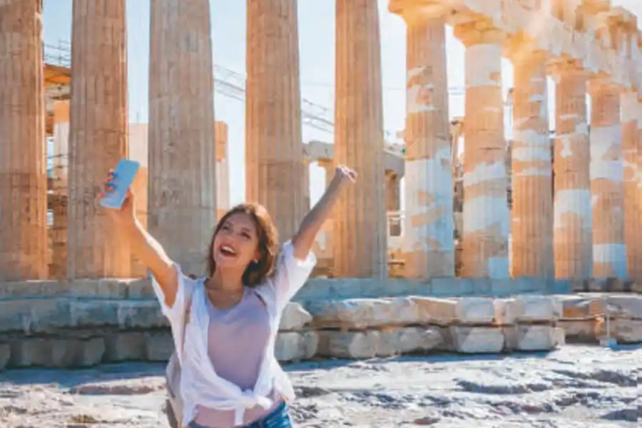 Al mal tiempo: postales y sabiolas