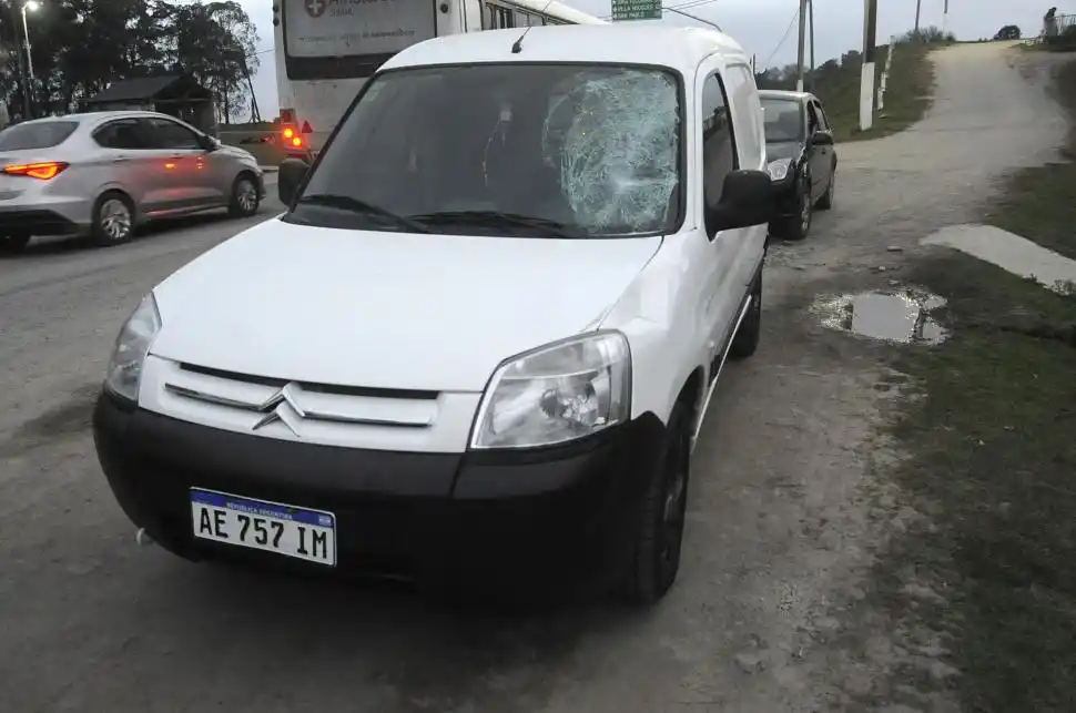 CUSTODIA. La camioneta quedó retenida en la comisaría de San Javier.