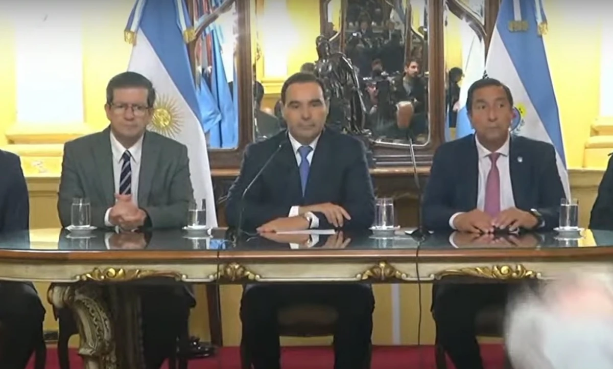 Conferencia de prensa del gobernador de Corrientes. CAPTURA DE VIDEO