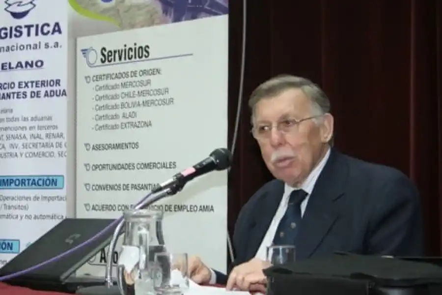 IN MEMORIAM. Dr. Jorge Torres.