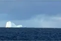 Alerta en Ushuaia: un iceberg gigante apareció en la costa y pone en peligro la navegación